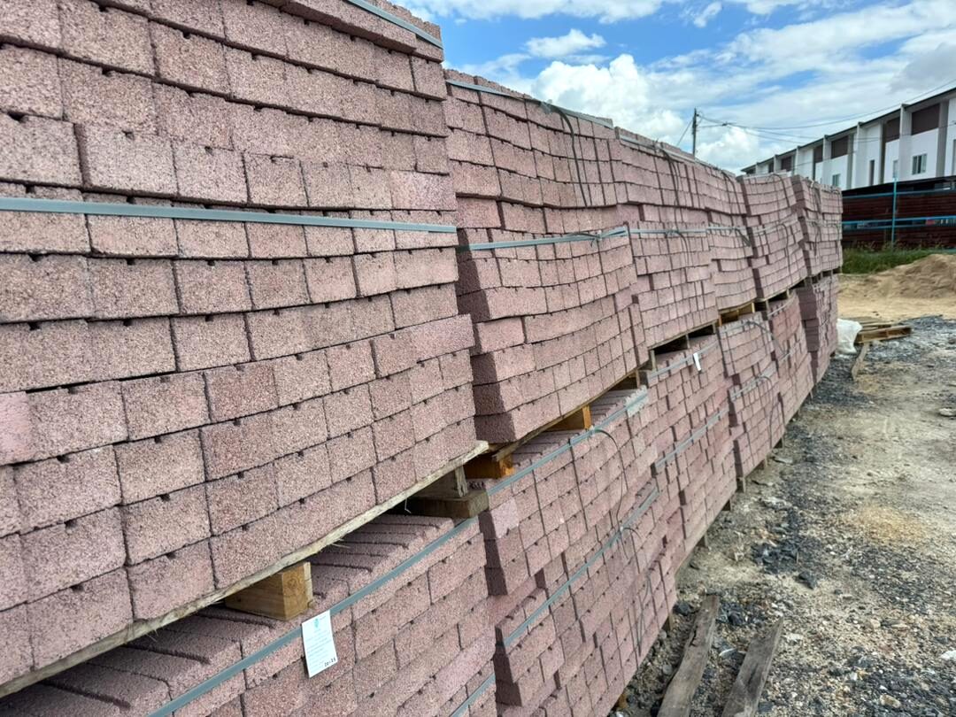 Roofing stage
